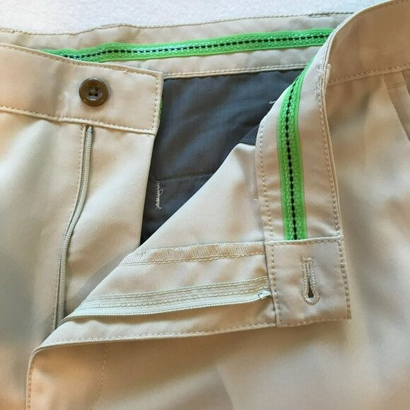 Izod Men's Flat Front Bermuda Golf Shorts Sz 40 in Light Tan Activewear Outdoors - Picture 13 of 13
